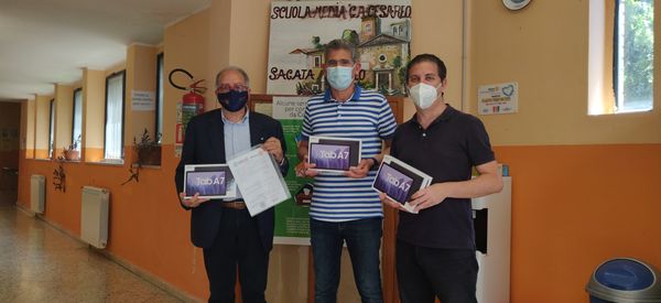 Tablet per D.A.D all'Istituto Comprensivo G.A. Cesareo